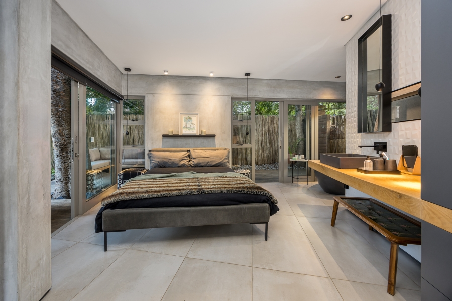 5 Bedroom Property for Sale in Valmary Park Western Cape